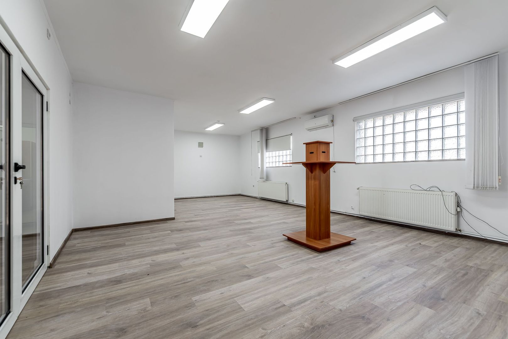 Imagine 7 - 🏢 SPATIU COMERCIAL - 400 MP UTILI - MICALACA - COMISION 0