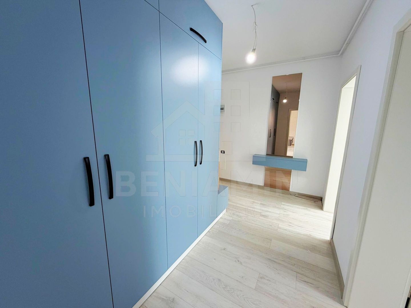 2 Camere-Coresi-Parcare subterana-55mp-Nelocuit-Mobilat-Utilat-Liber - imaginea 8