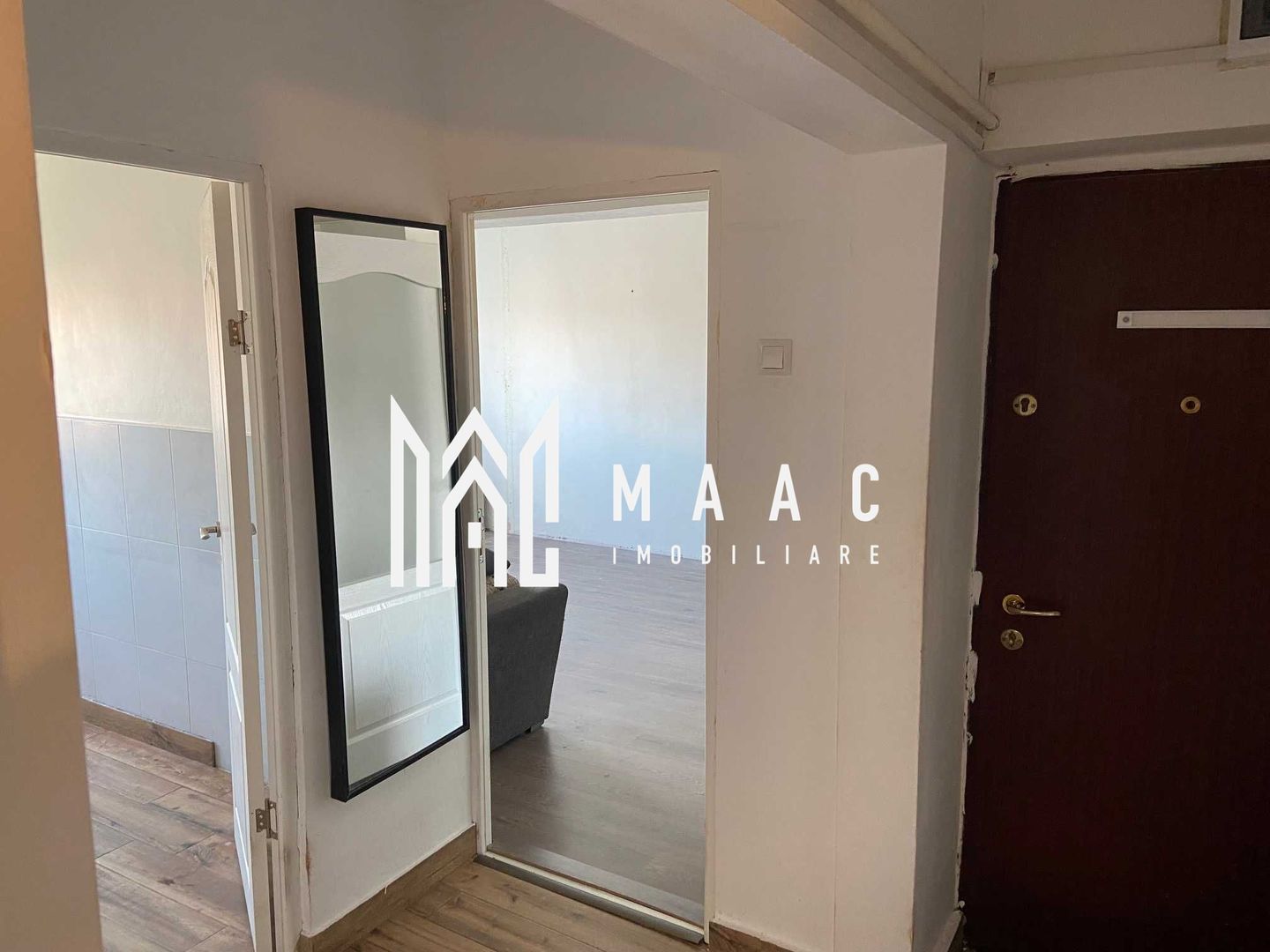 Apartament 2 Camere I Decomandat I Balcon I Strand - imaginea 5