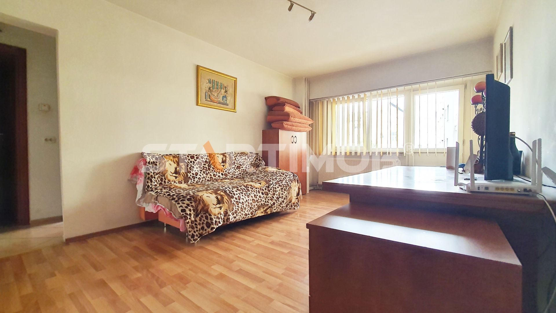 Apartament central str de Mijloc