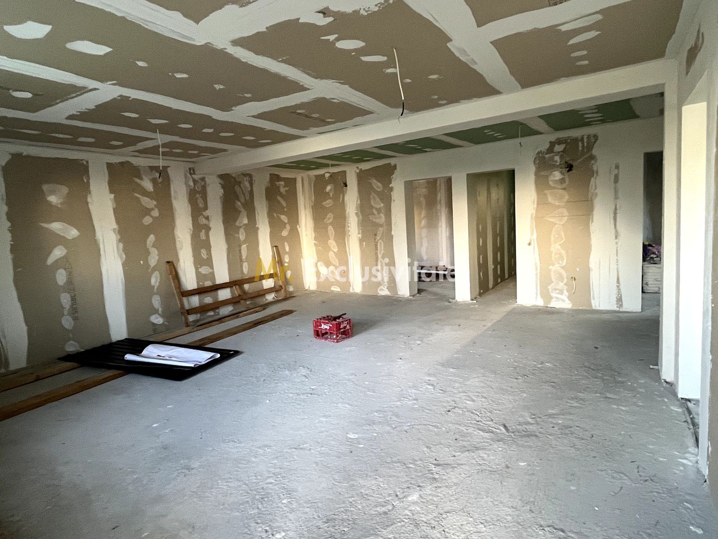 Casa la gri, 7 camere, 2 bai - imaginea 4