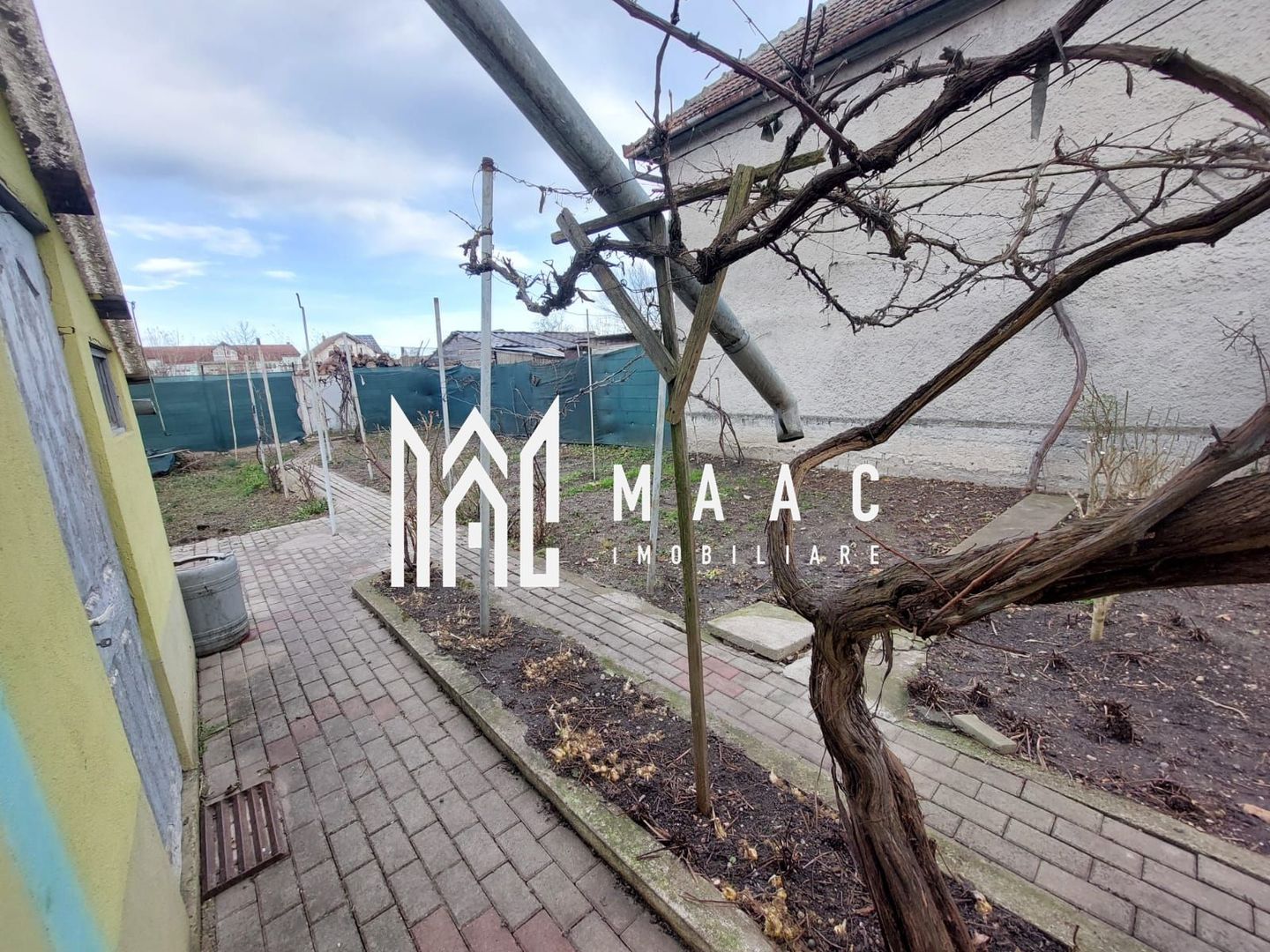 Casă 3 camere de vânzare | Tiglari, Sibiu | 108 mp | teren 400 mp - imaginea 20