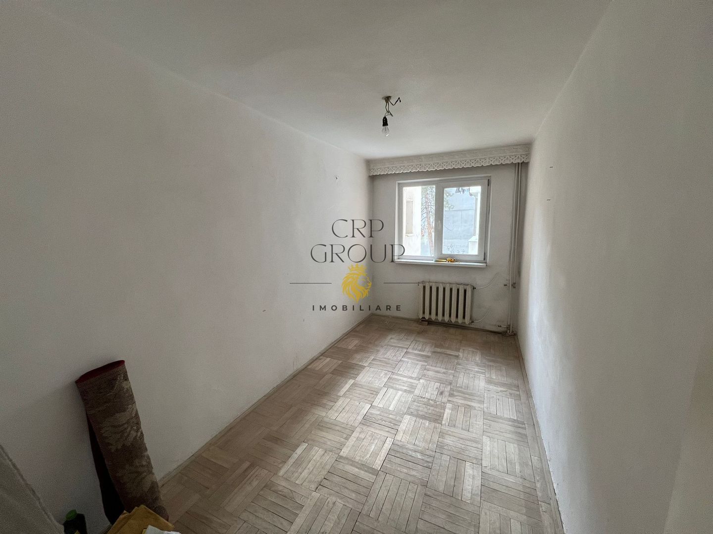Apartament 4 camere, etaj 1/4, zona Mausoleul Eroilor - Sud - imaginea 7