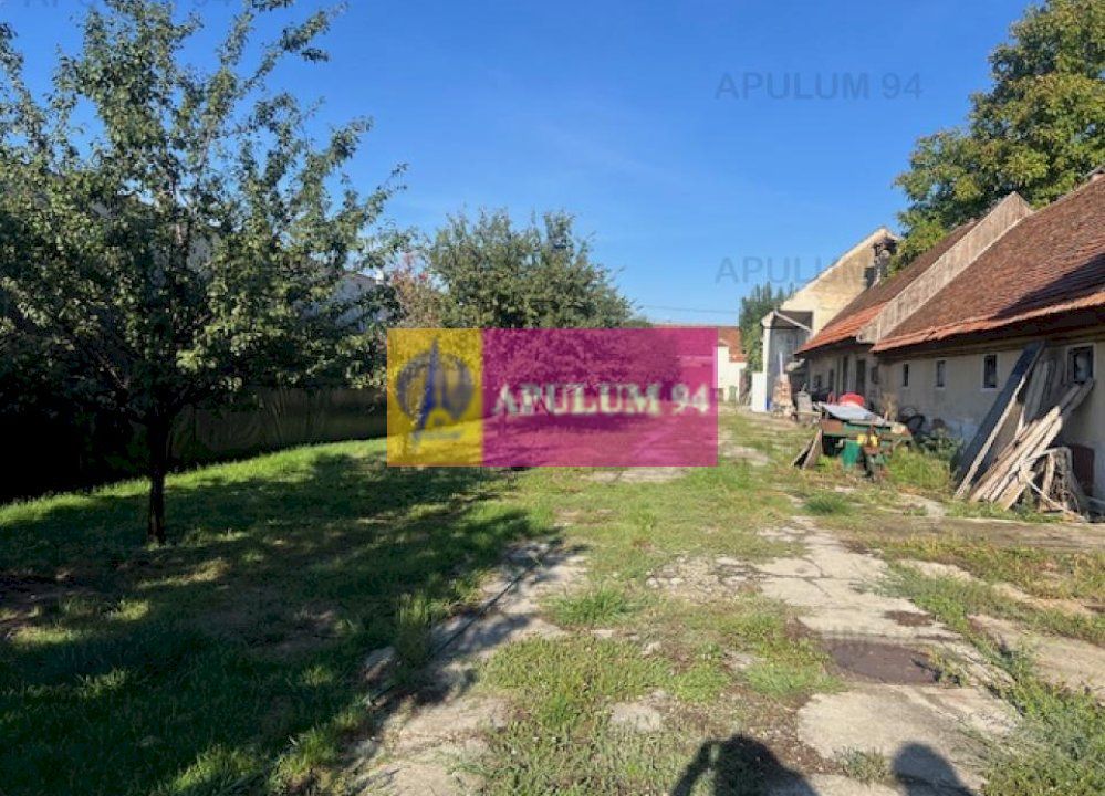 Teren cu constructie casa Prejmer- jud Brasov- langa Primarie.