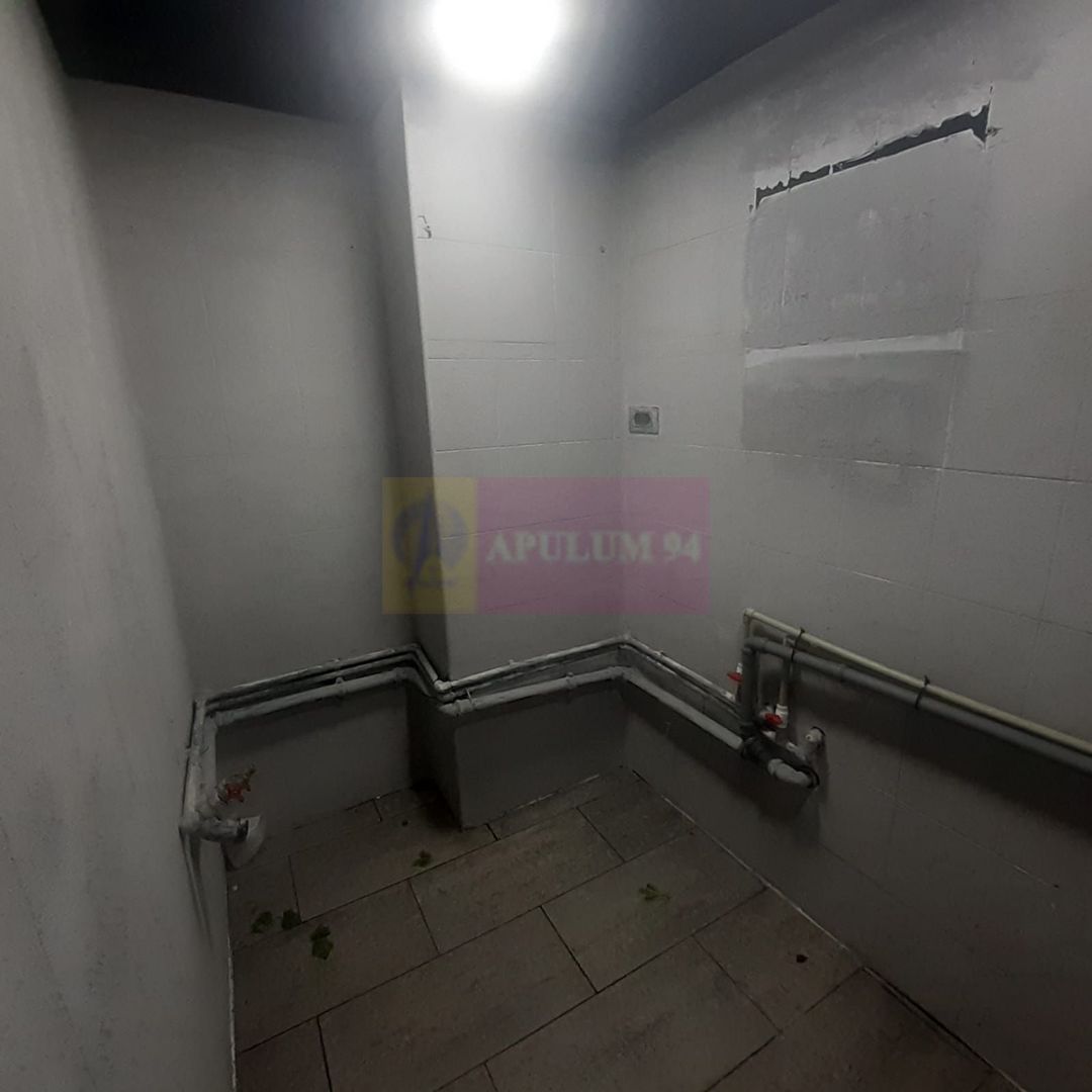 Spațiu zona Bulevardul Unirii - Zepter