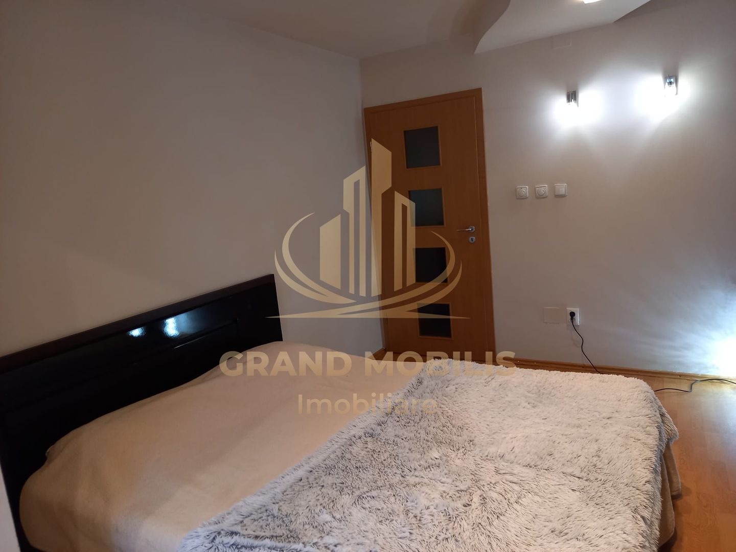 Apartament de vânzare – 3 camere,  Aradului Piața Verde - imaginea 7