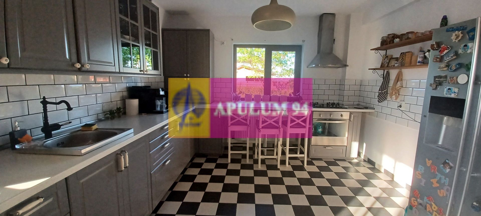 Săbăreni, vilă 2018, P+1+pod, curte 440 mp, aproape de pădure