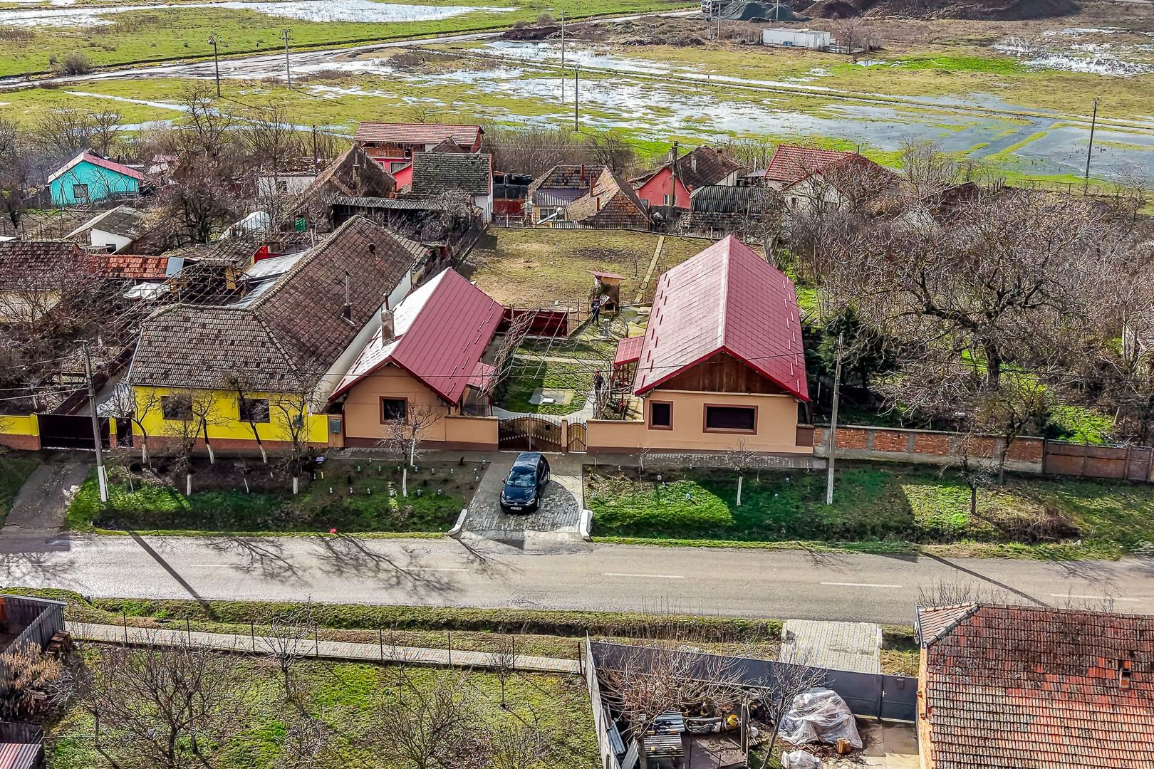 Imagine 5 - Casă în Vinga – restaurată Integral 2025 | 3 camere | utilități