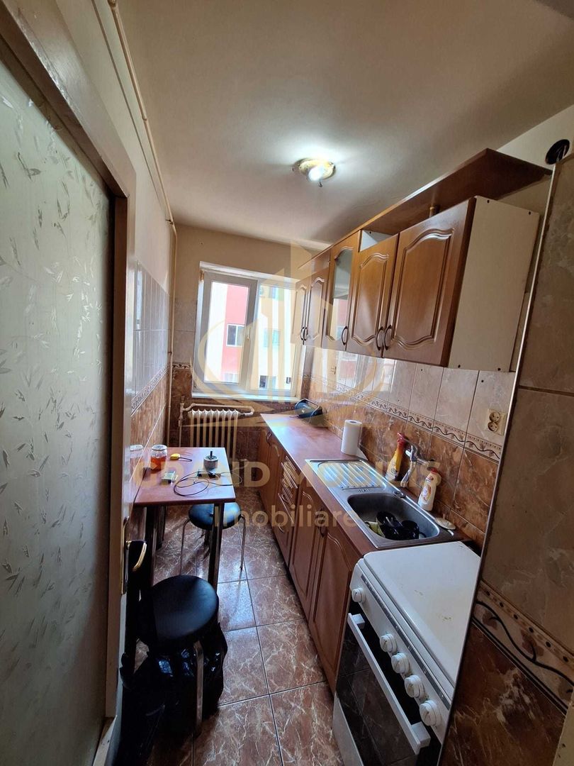 Apartament 2 camere recent renovat – Zona Calea Șagului - imaginea 6