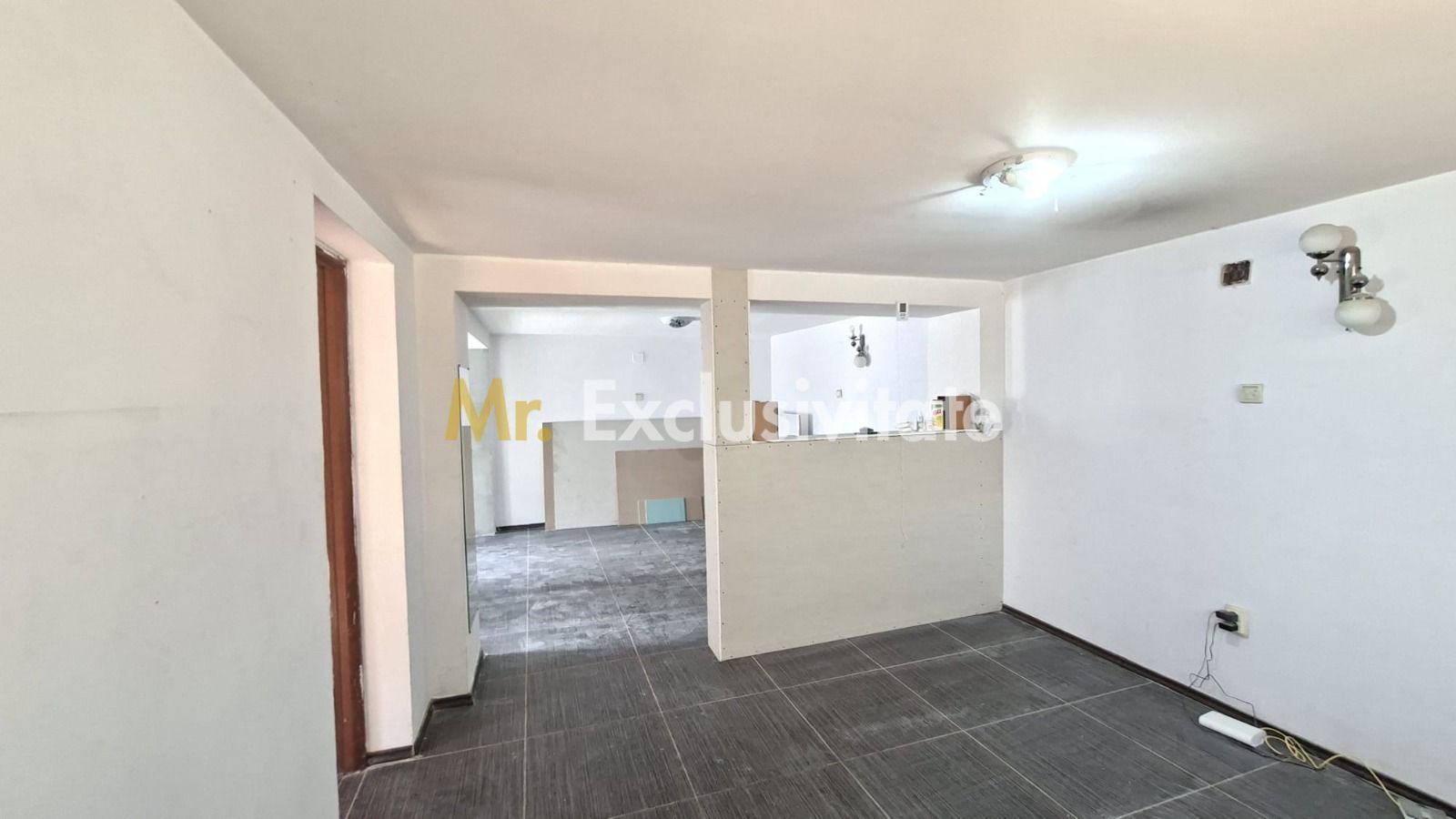Vanzare Casa P+1E Bananai-Prundu teren 1363 mp - imaginea 6