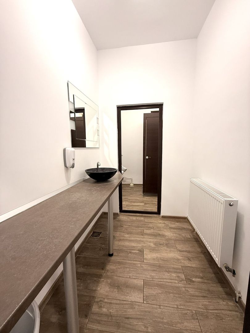 Oportunitate de Investiție: Salon de Evenimente cu Piscină – comuna Pechea - imaginea 15
