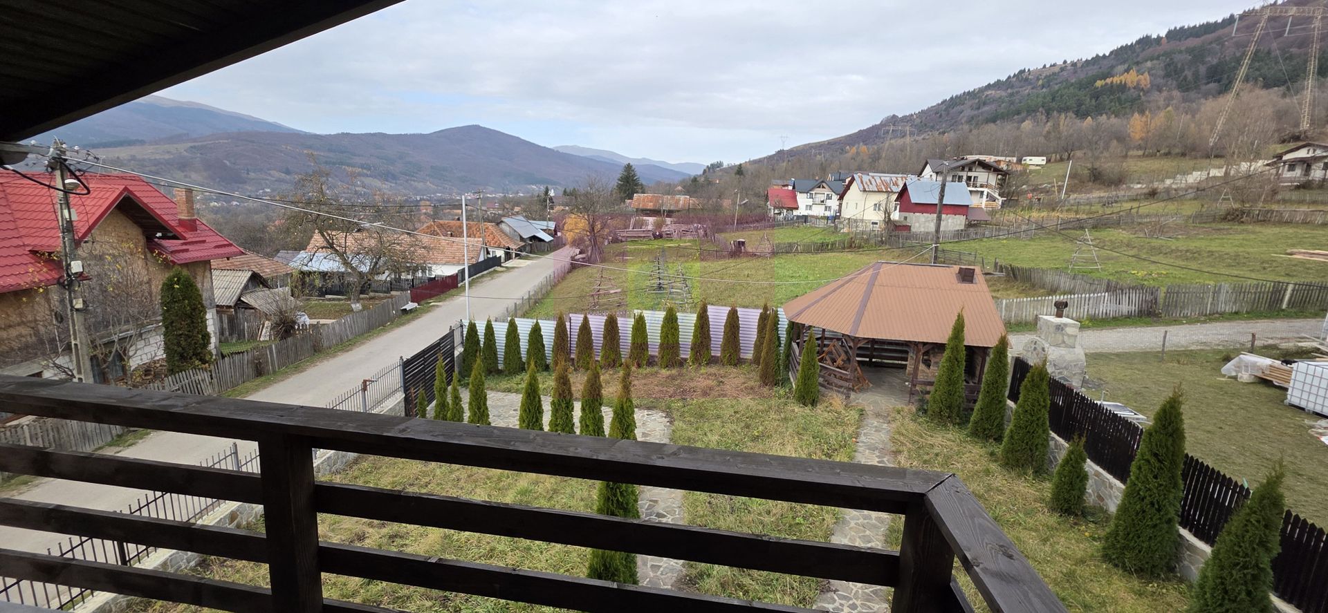 Vila de vacanta cu 4 camere de vanzare in Valea Doftanei - imaginea 4