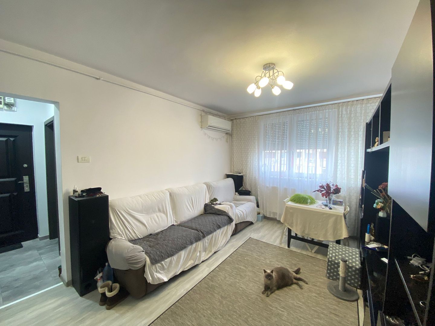 4 camere renovate, 60 mp + balcon, etaj 10/11 – Drumul Taberei V7