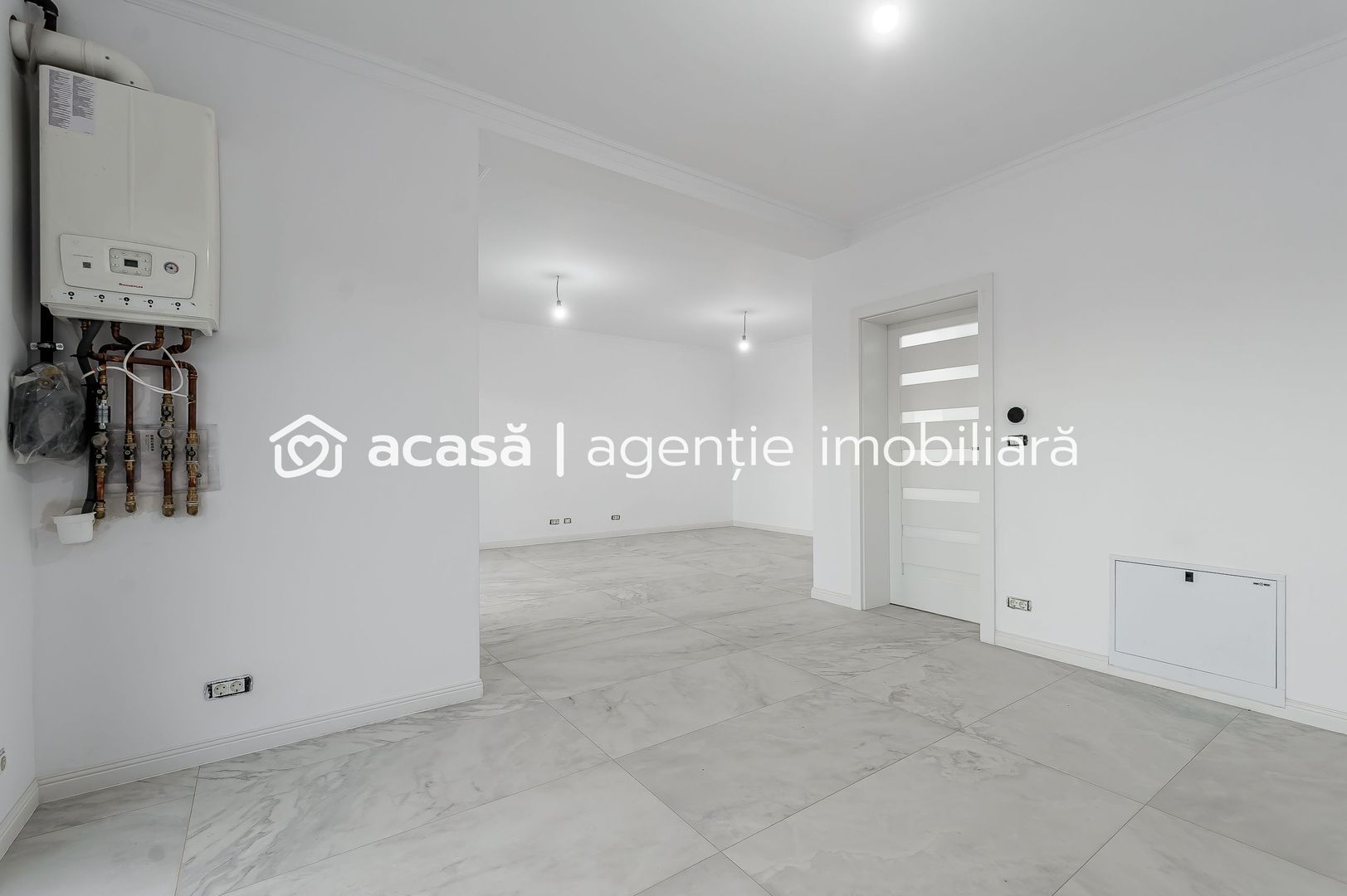 Imagine 8 - Vilă nouă cu terasă panoramică – design premium, 4 dormitoare, în Gai