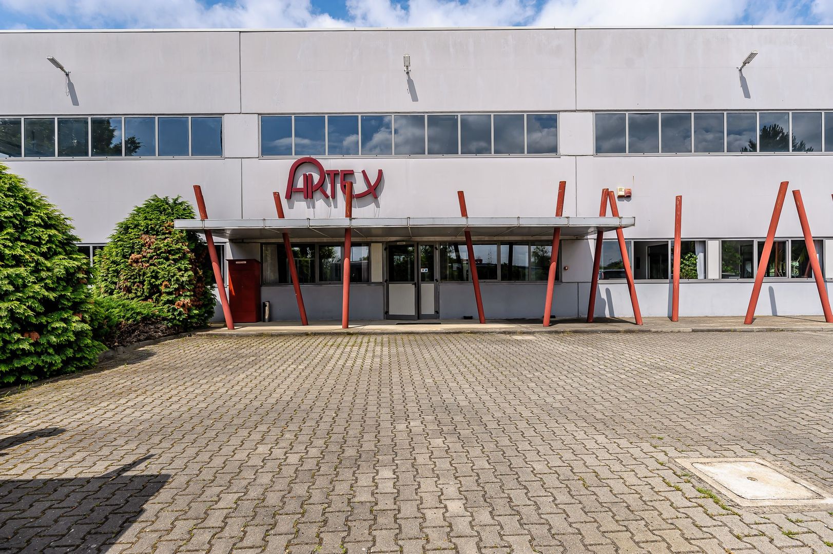 Imagine 17 - Oportunitate: Hală de producție și depozitare cu birouri în Arad