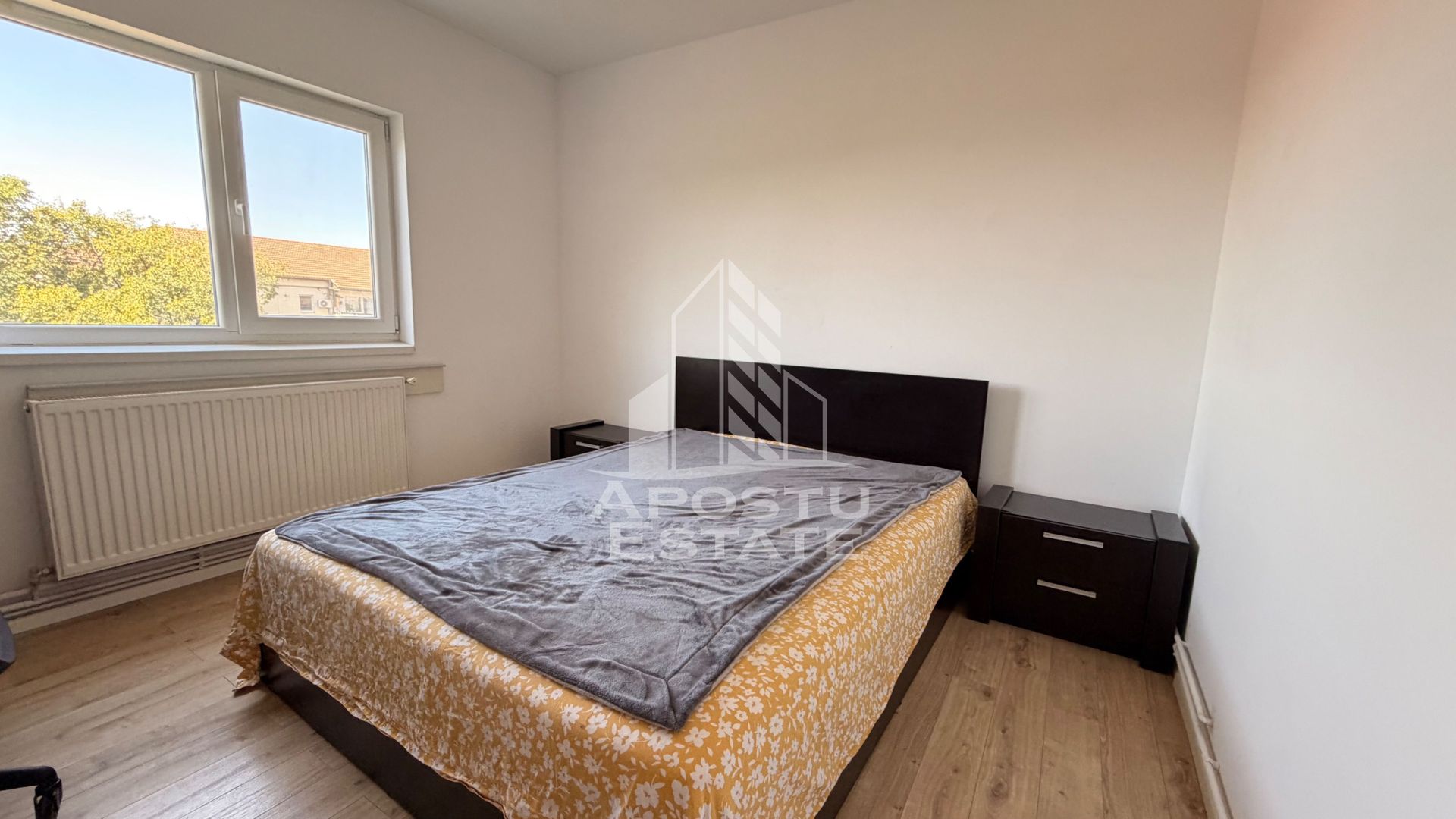 Apartament cu 2 camere in zona Mircea cel Batran - Cetatii - imaginea 4