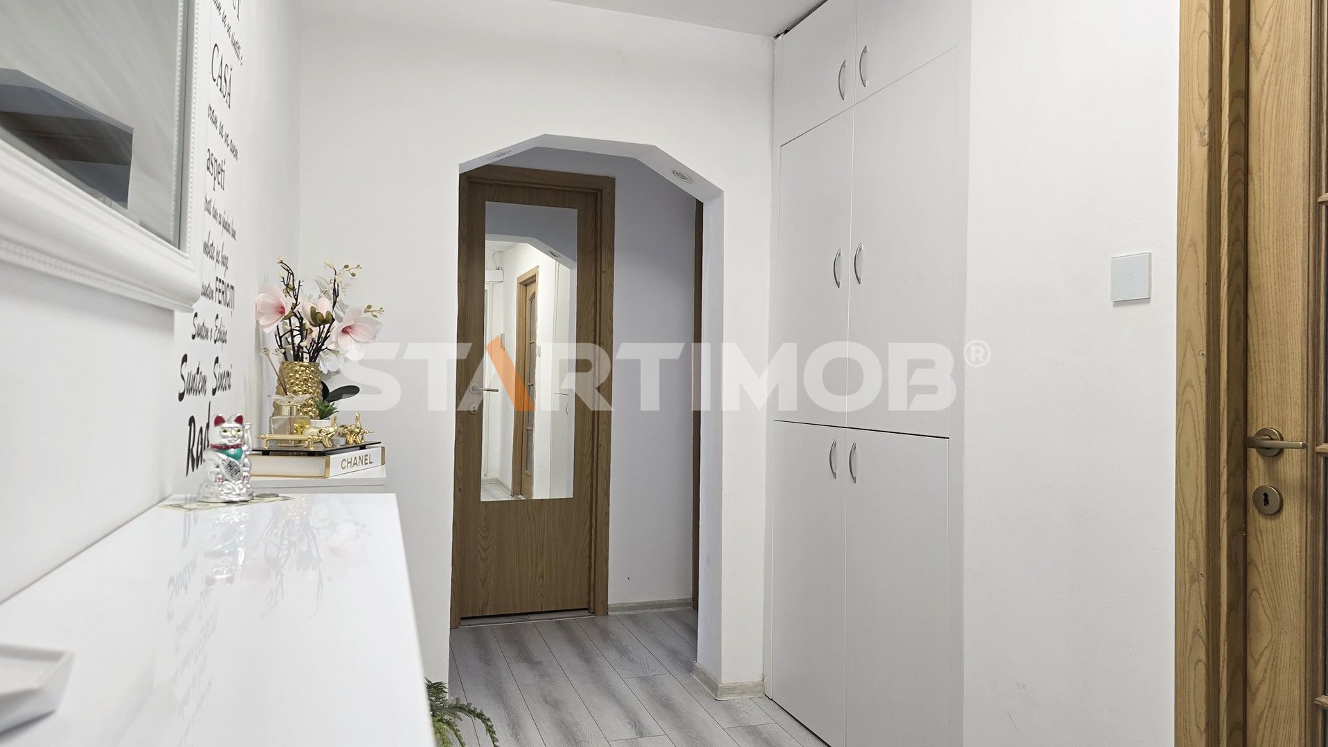 Apartament doua camere decomandat Drumul Cernatului