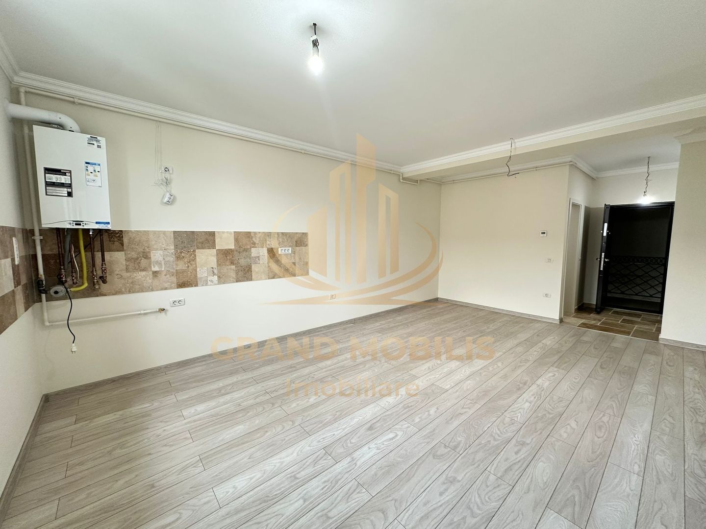 2 Cam, 2 dressing-uri, Finisaje Premium | Giroc– Hotel IQ | Investitie - imaginea 5